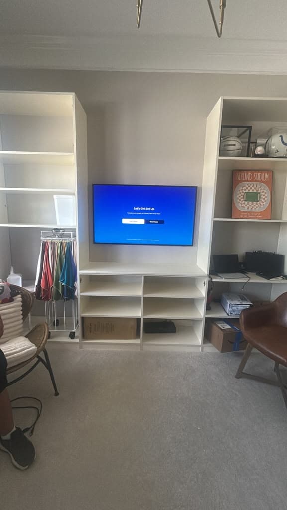 How to Mount a 65-Inch TCL QM6K